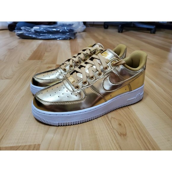 Size 8.5 - Nike Air Force 1 SP Liquid Metal - Gold 2019 - Picture 5 of 11
